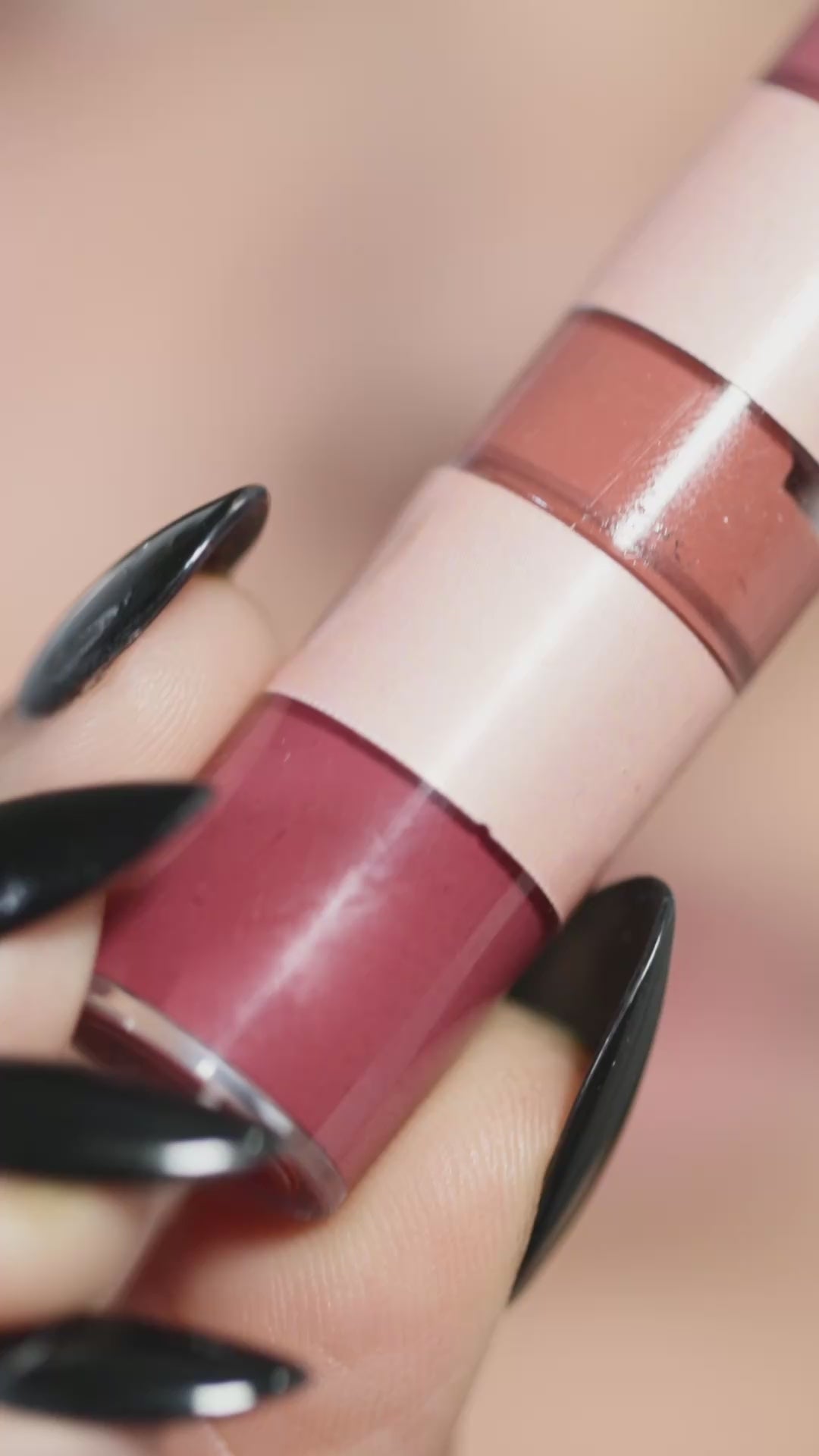 BOBI 4 in1 Lip Kiss Stacker Gossip Girl Liquid Lipstick-8ml
